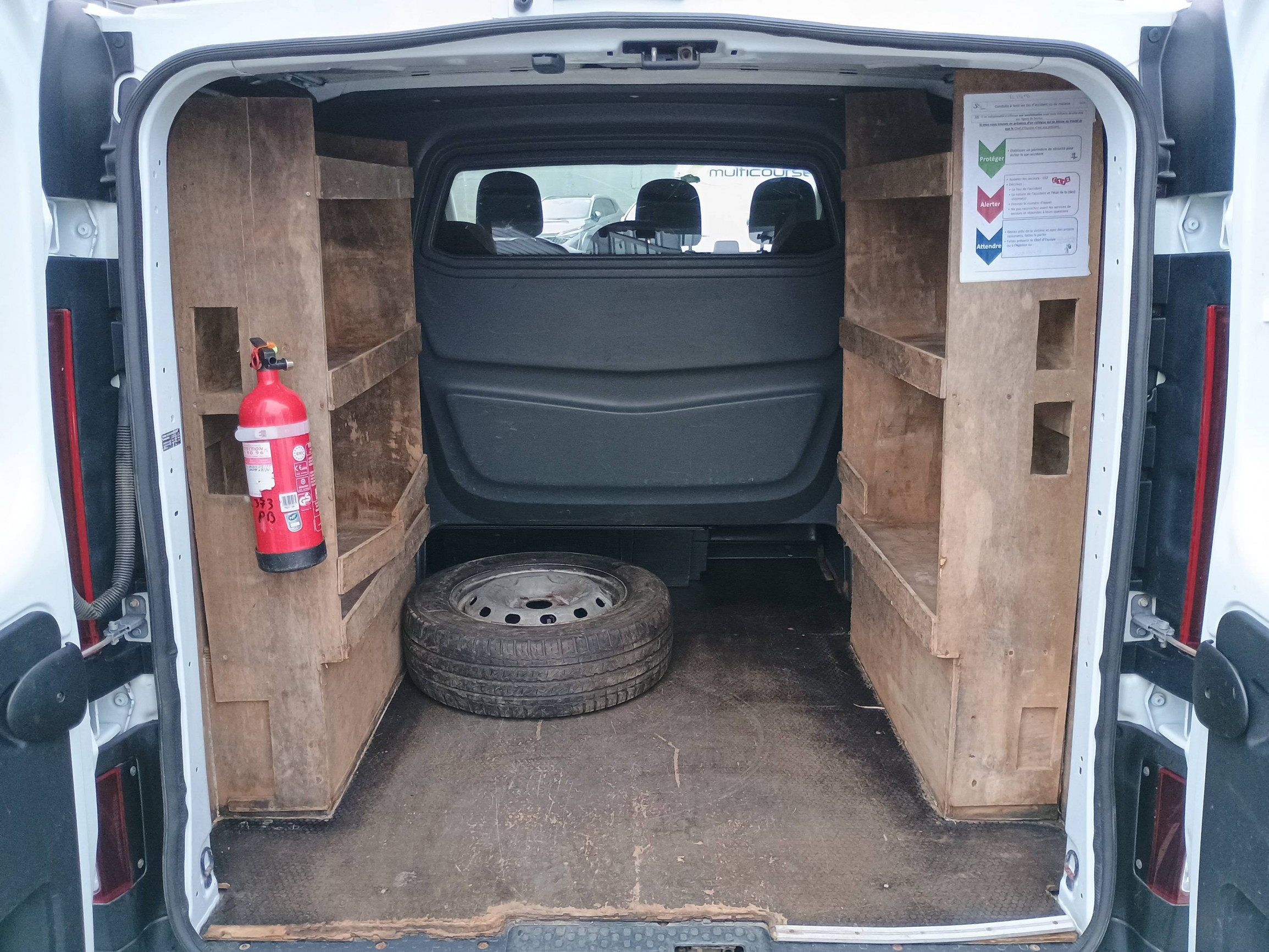 Vente en ligne Renault Trafic Cabine Approfondie TRAFIC CA L2H1 1200 KG DCI 120 E6 au prix de 17 990 €