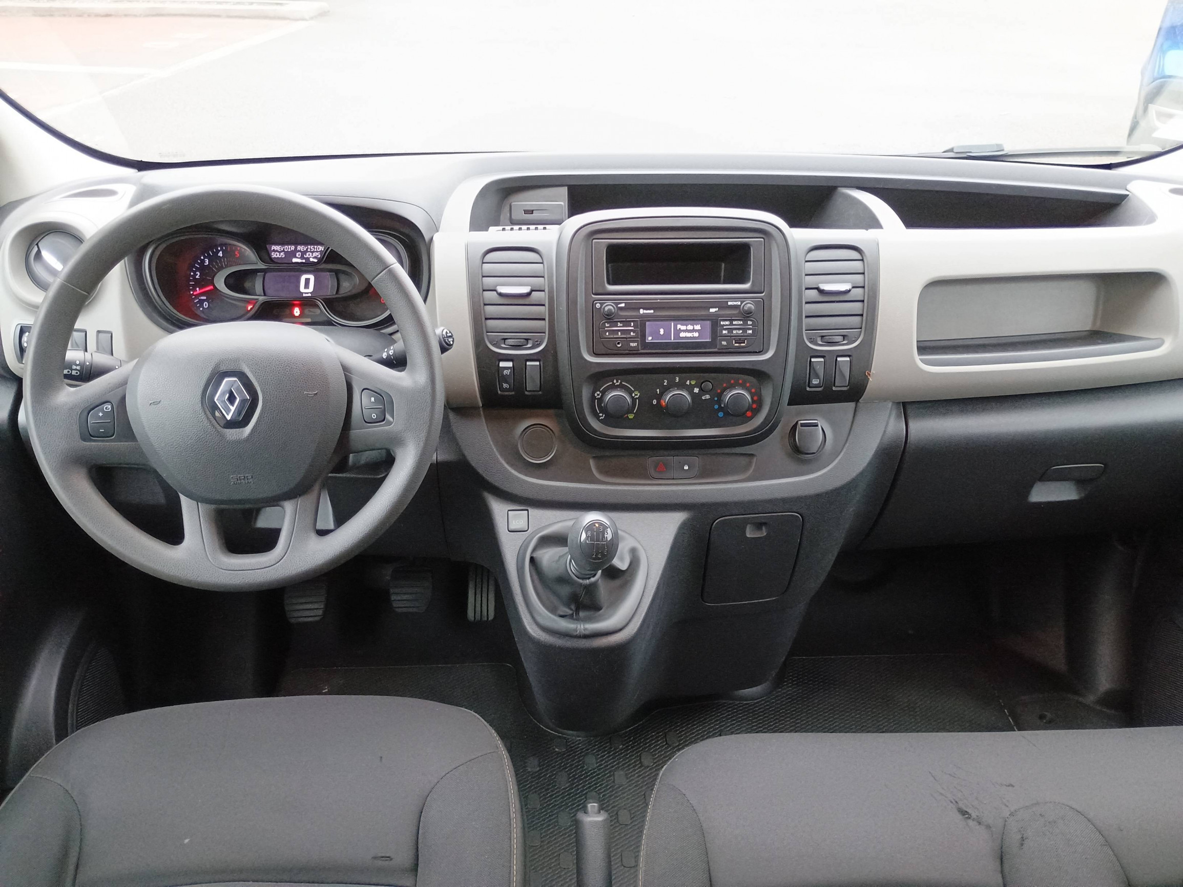 Vente en ligne Renault Trafic Cabine Approfondie TRAFIC CA L2H1 1200 KG DCI 120 E6 au prix de 17 990 €