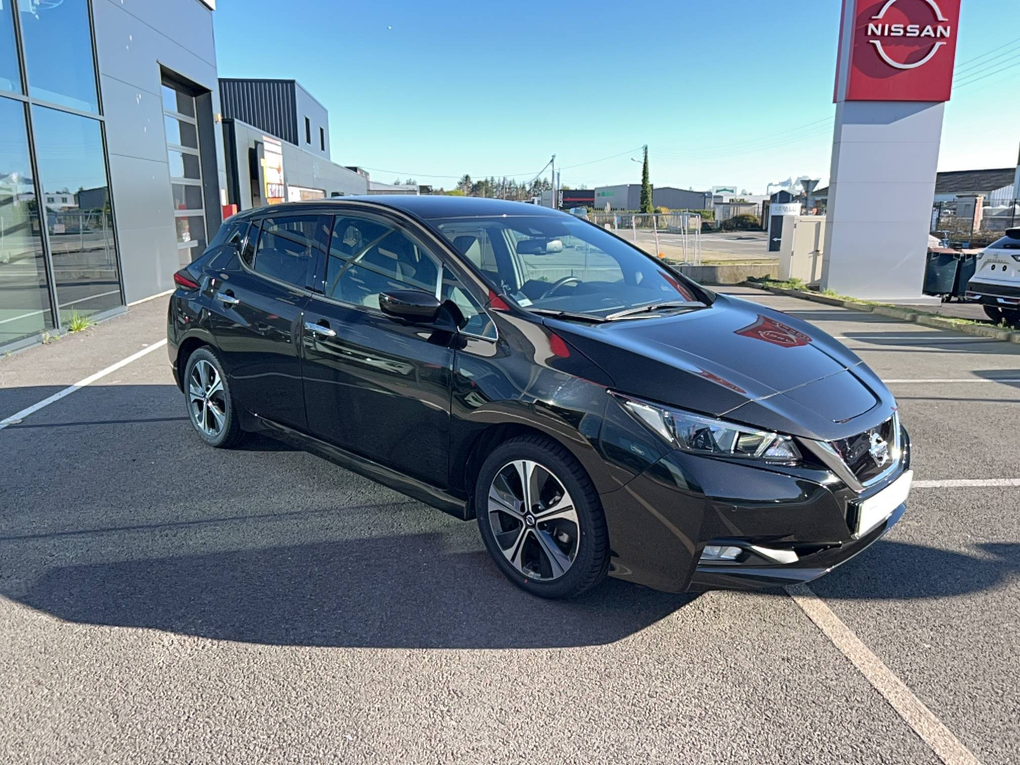 Vente en ligne Nissan Leaf Leaf Electrique 40kWh au prix de 16 990 €