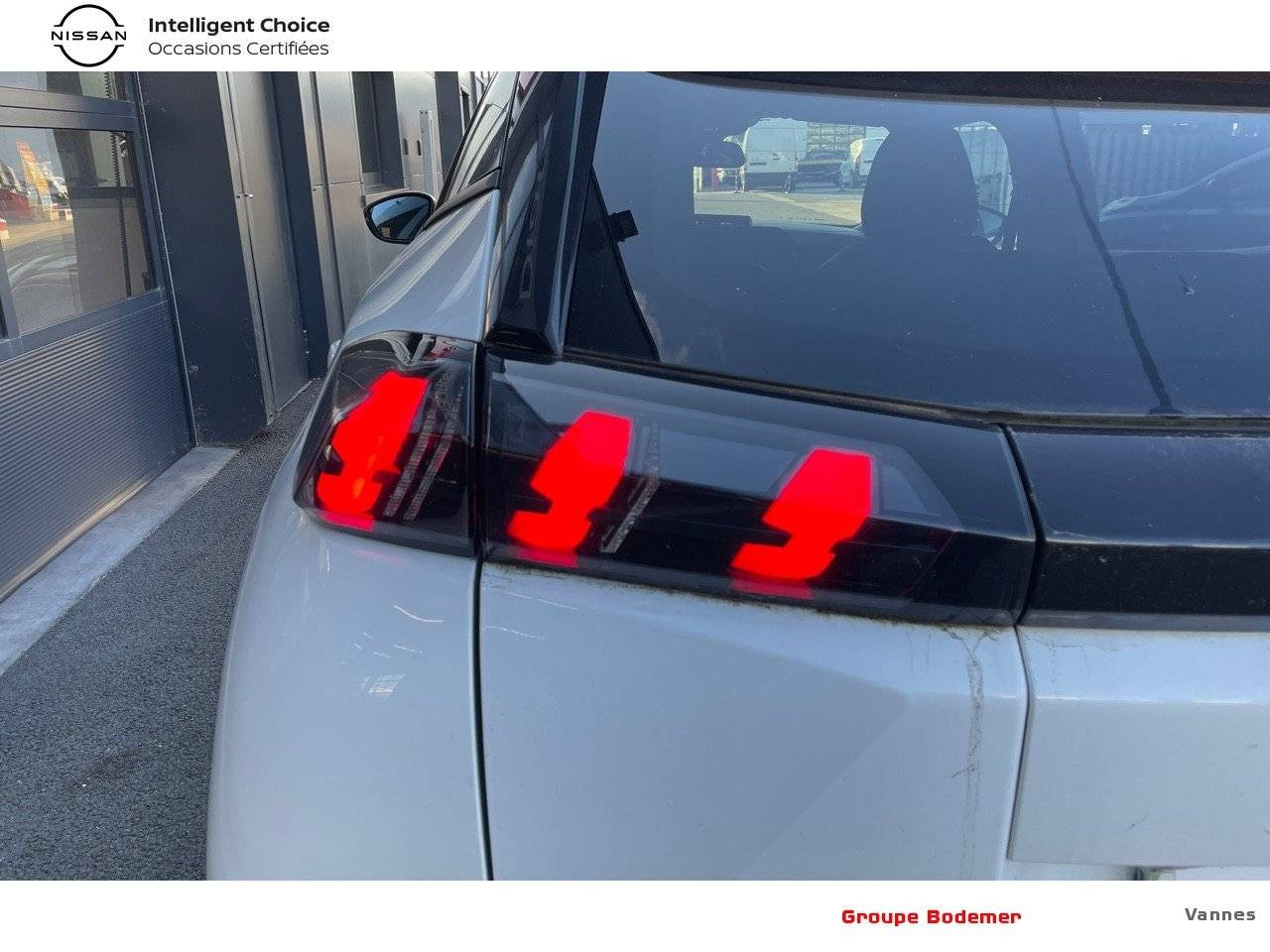 Vente en ligne Peugeot 2008  PureTech 100 S&S BVM6 au prix de 14 990 €