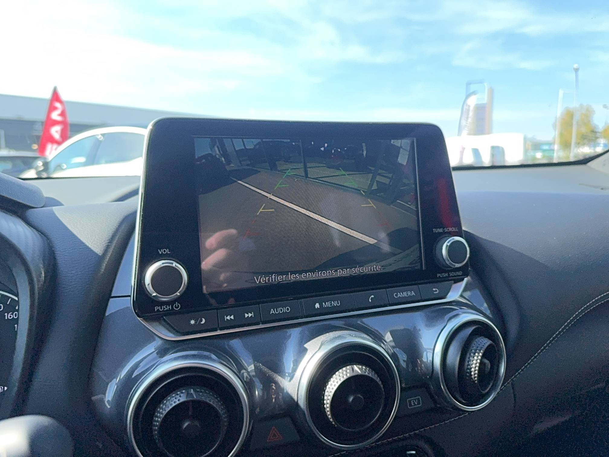 Vente en ligne Nissan Juke  HYBRID 143 au prix de 24 990 €