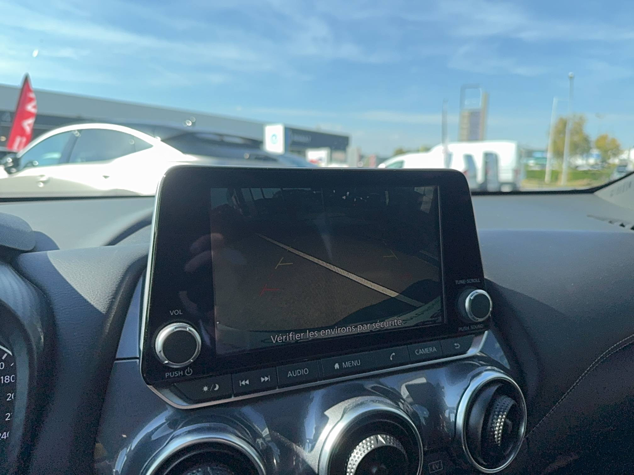 Vente en ligne Nissan Juke  HYBRID 143 au prix de 24 990 €