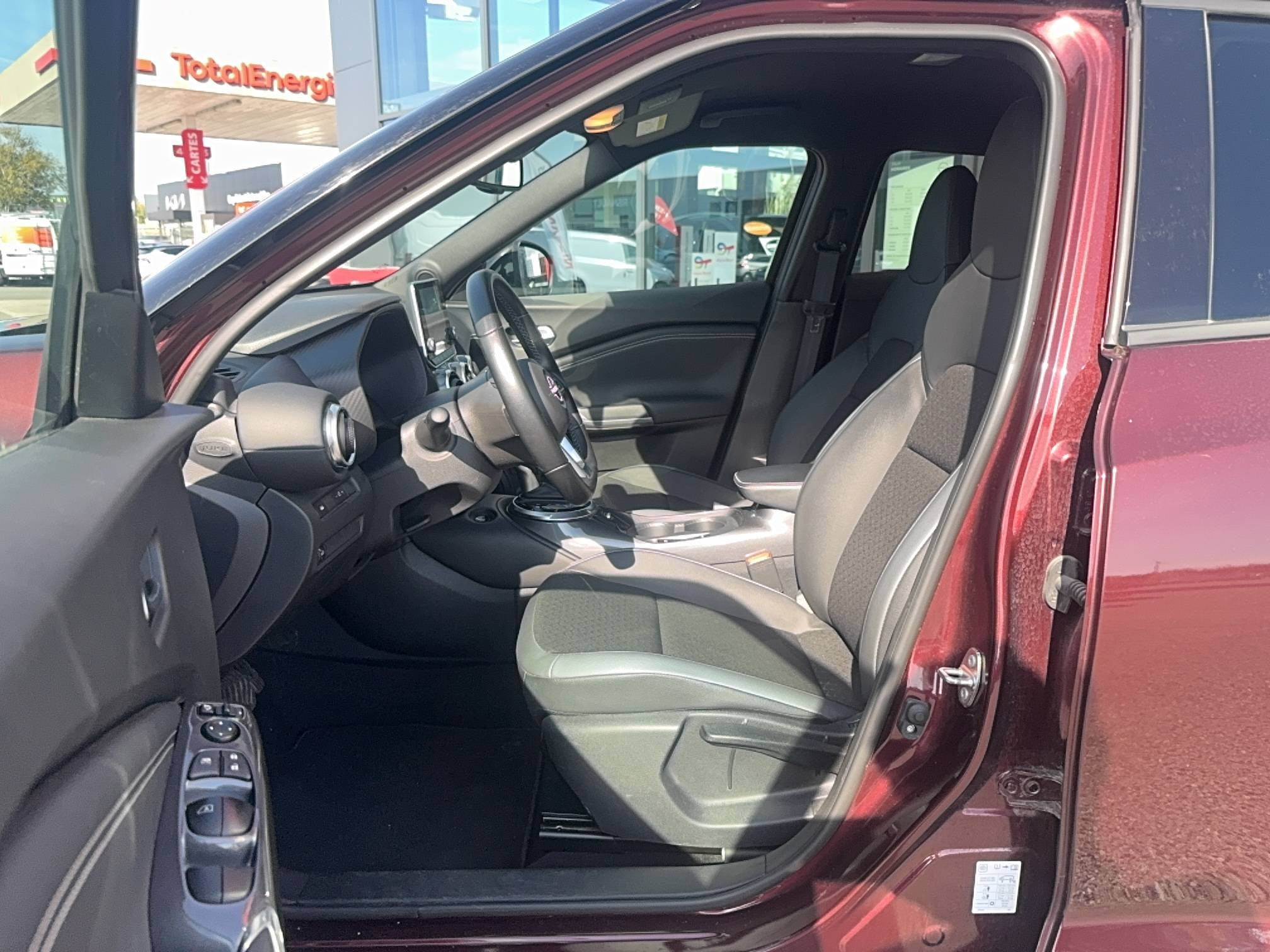 Vente en ligne Nissan Juke  HYBRID 143 au prix de 24 990 €