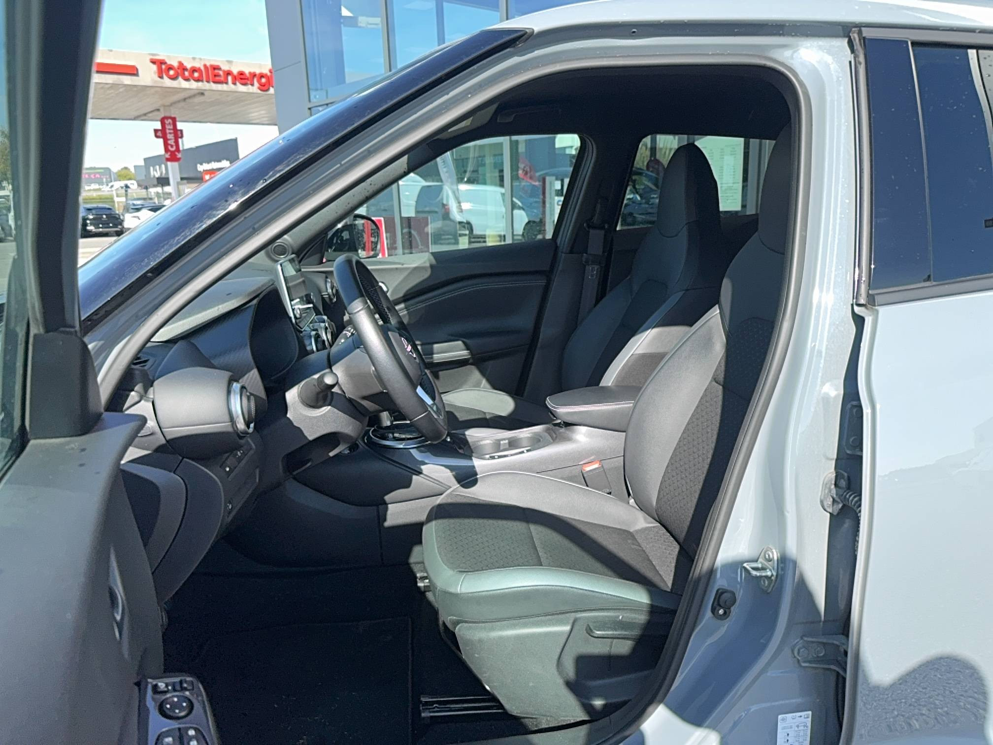 Vente en ligne Nissan Juke  HYBRID 143 au prix de 24 990 €