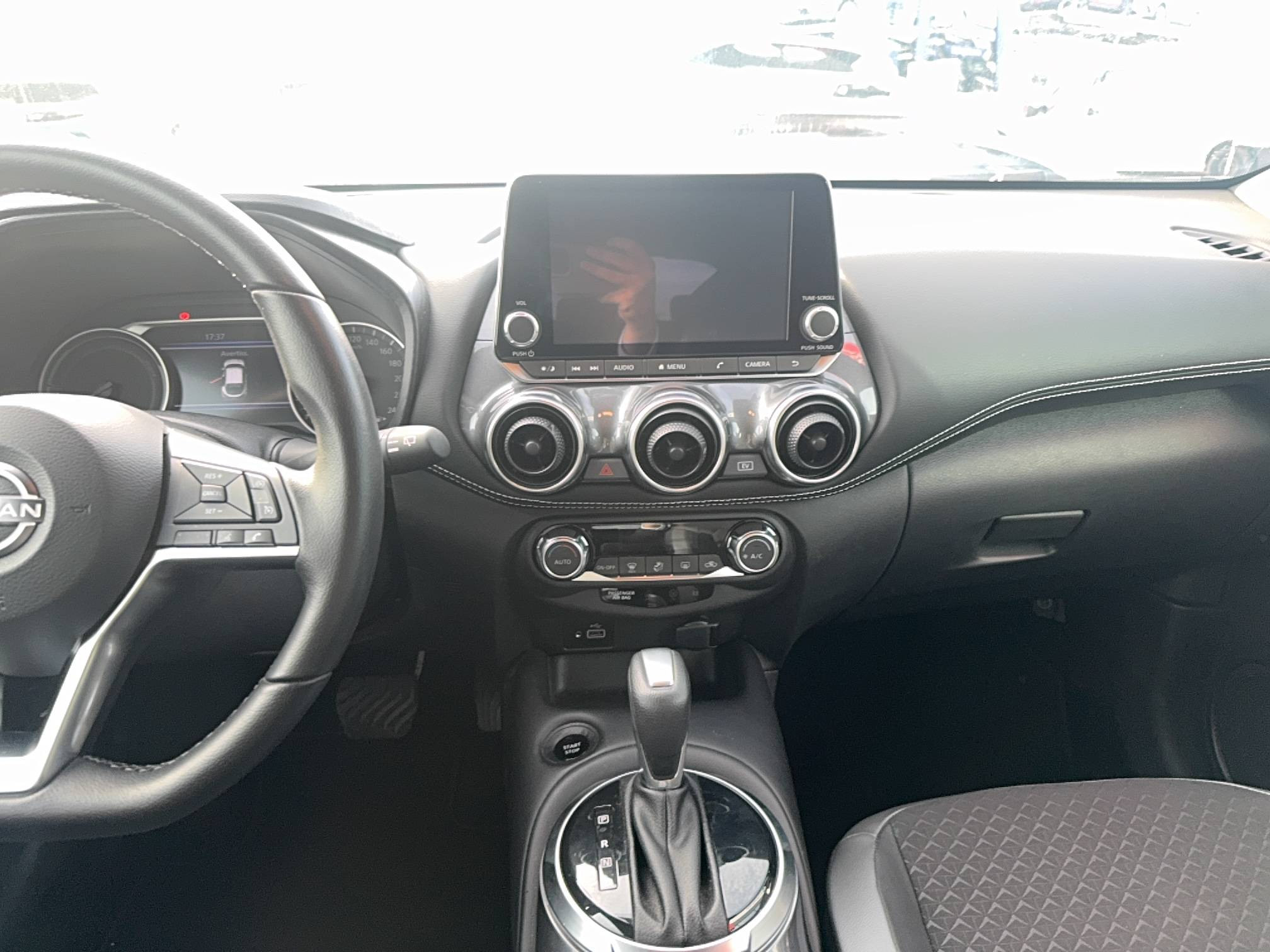 Vente en ligne Nissan Juke  HYBRID 143 au prix de 24 990 €