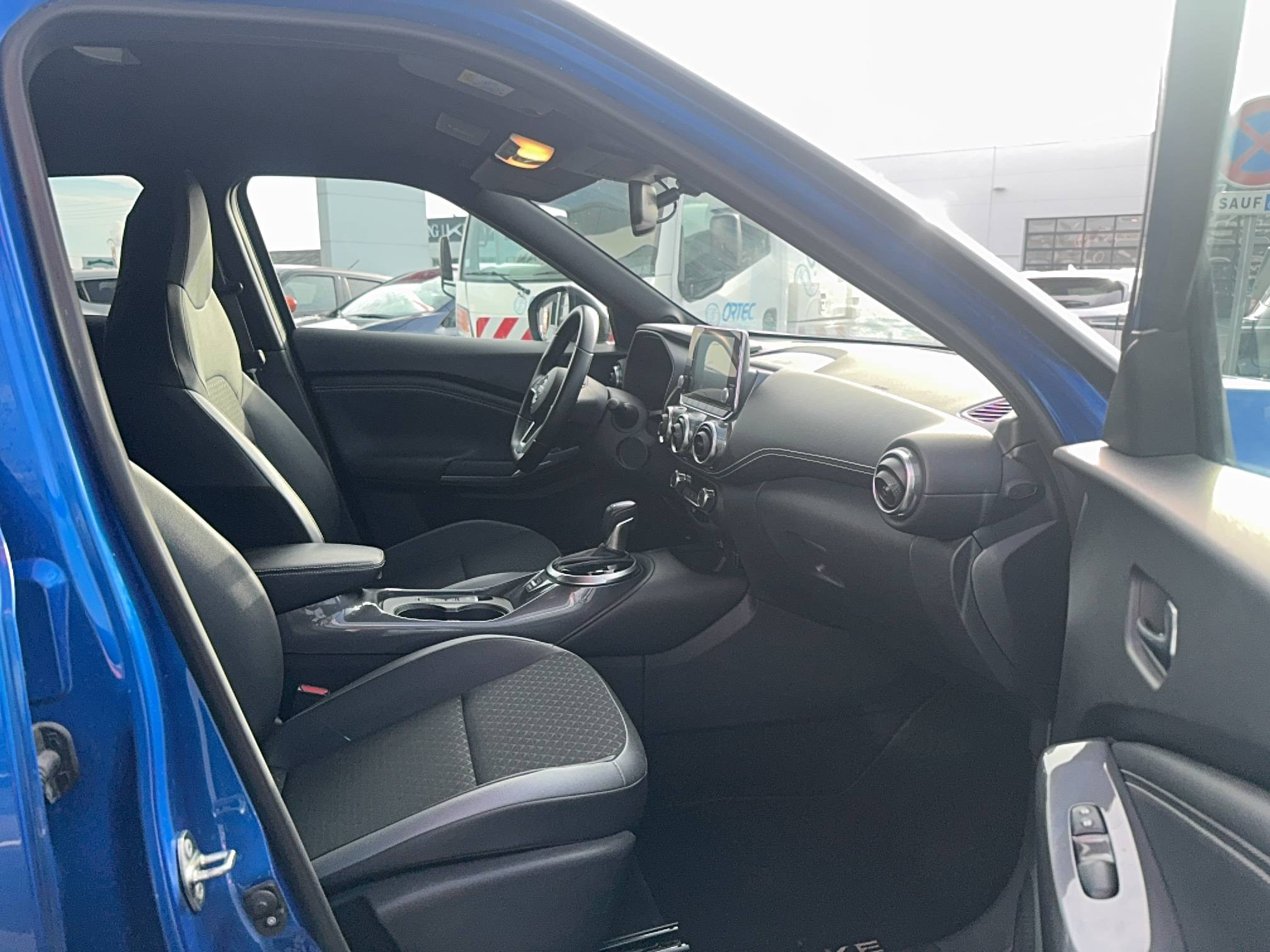 Vente en ligne Nissan Juke  HYBRID 143 au prix de 24 990 €