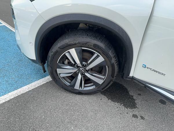 Vente en ligne Nissan X-Trail  e-POWER 213 ch e-4ORCE 5 Places au prix de 33 990 €