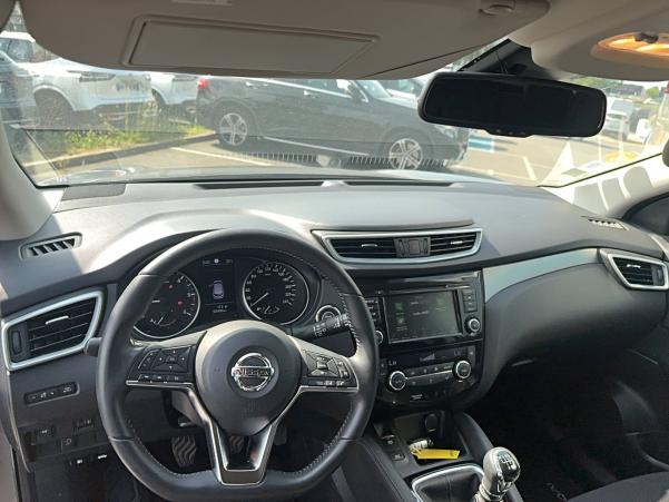 Vente en ligne Nissan Qashqai Qashqai 1.5 dCi 115 au prix de 17 990 €