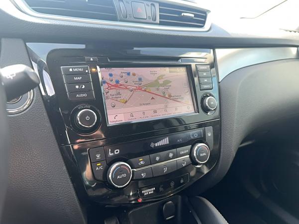 Vente en ligne Nissan Qashqai Qashqai 1.5 dCi 115 au prix de 17 990 €