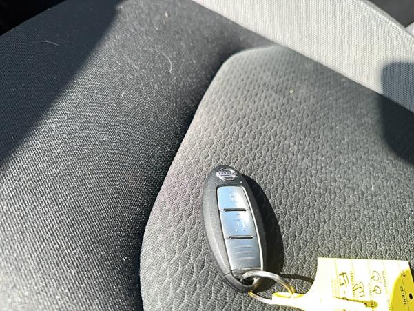 Vente en ligne Nissan Qashqai Qashqai 1.5 dCi 115 au prix de 17 990 €