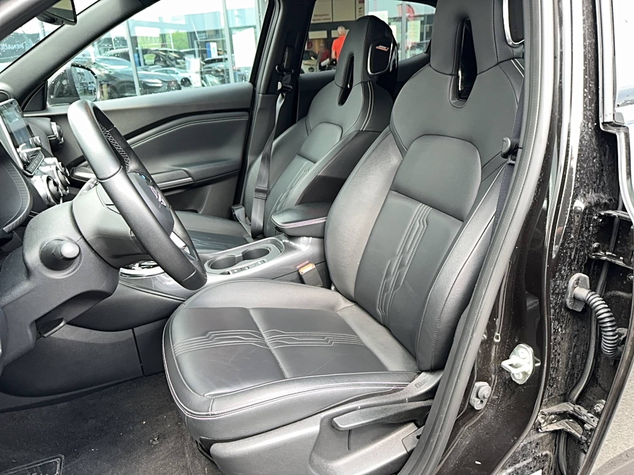 Vente en ligne Nissan Juke Juke HYBRID 143 au prix de 23 490 €