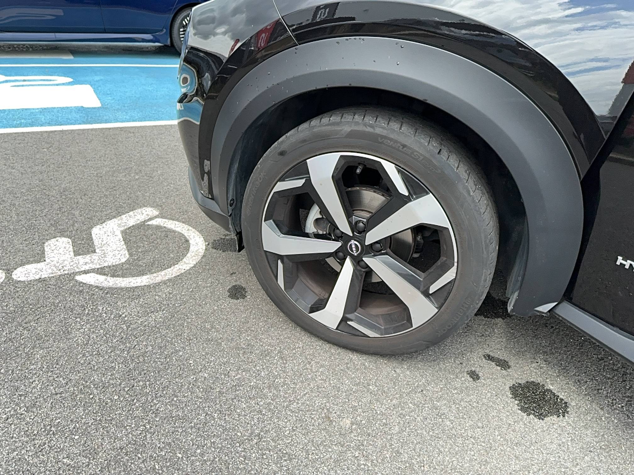 Vente en ligne Nissan Juke Juke HYBRID 143 au prix de 23 490 €