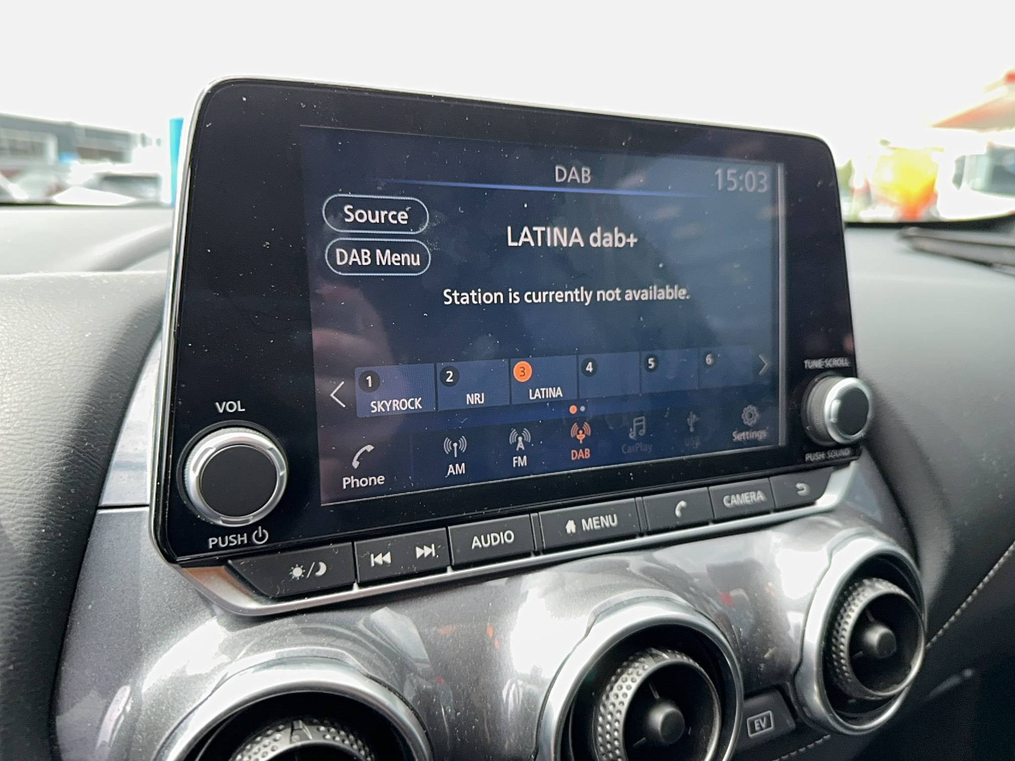 Vente en ligne Nissan Juke Juke HYBRID 143 au prix de 23 490 €