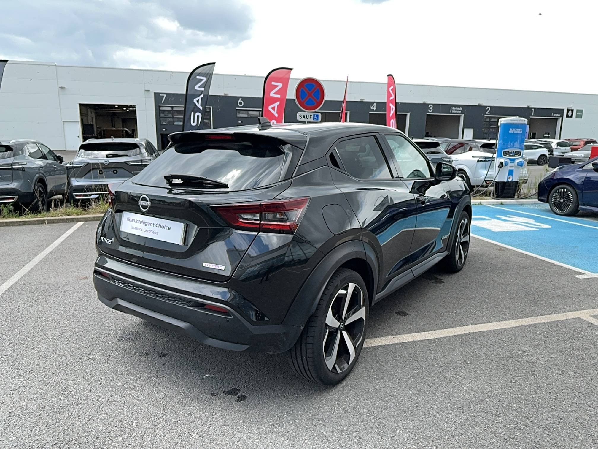 Vente en ligne Nissan Juke Juke HYBRID 143 au prix de 23 490 €