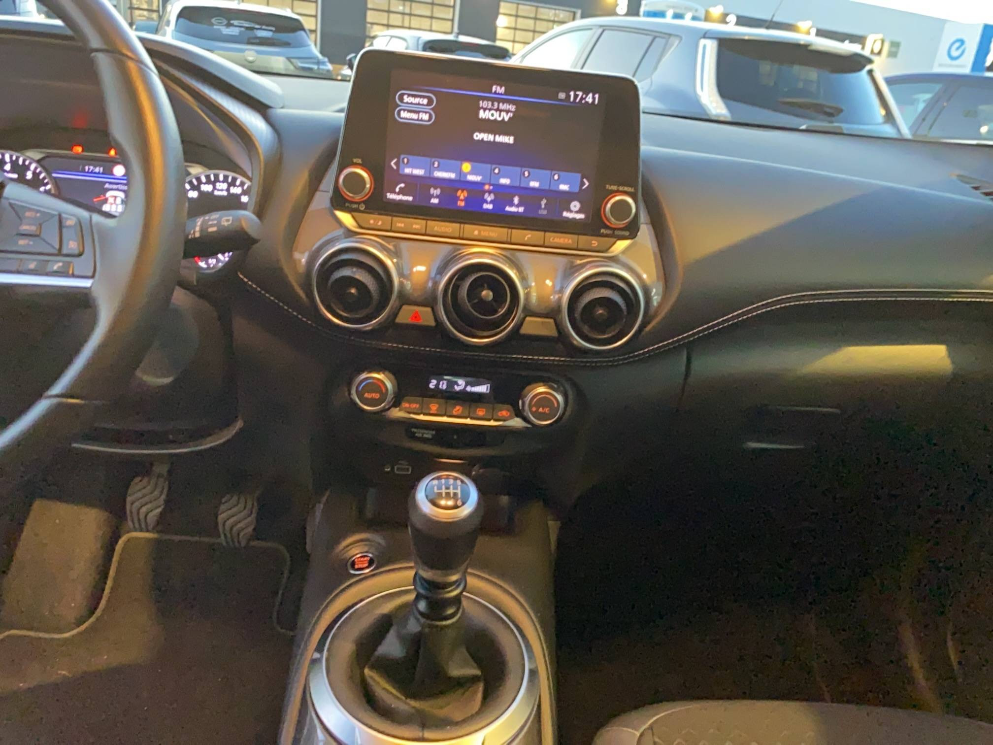 Vente en ligne Nissan Juke Juke DIG-T 114 au prix de 18 990 €