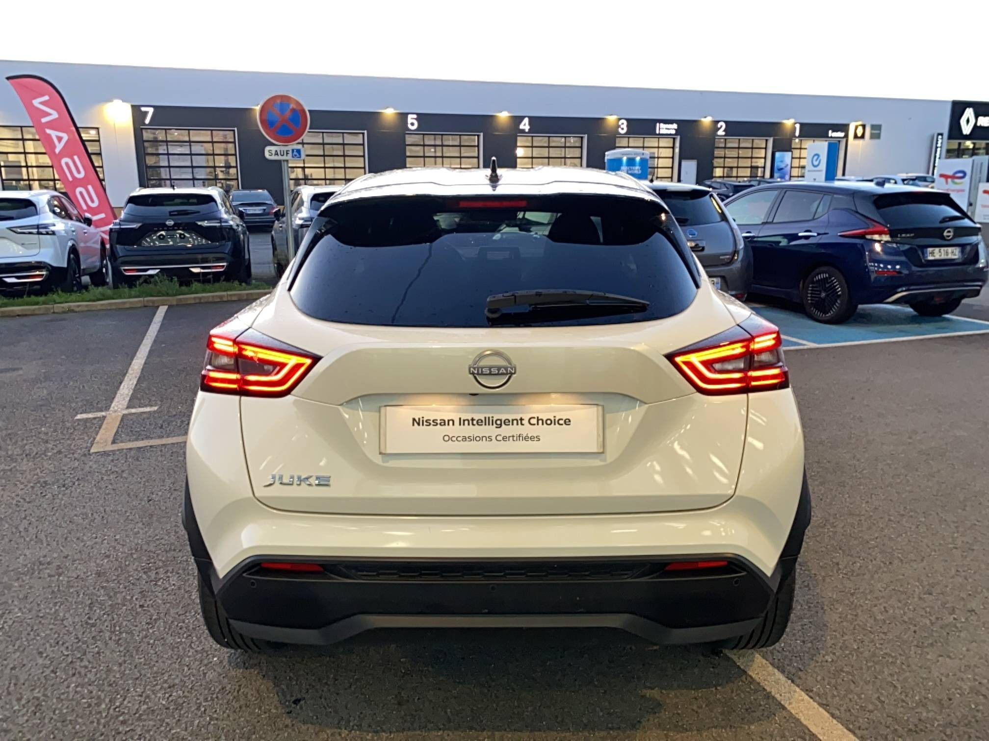 Vente en ligne Nissan Juke Juke DIG-T 114 au prix de 18 990 €