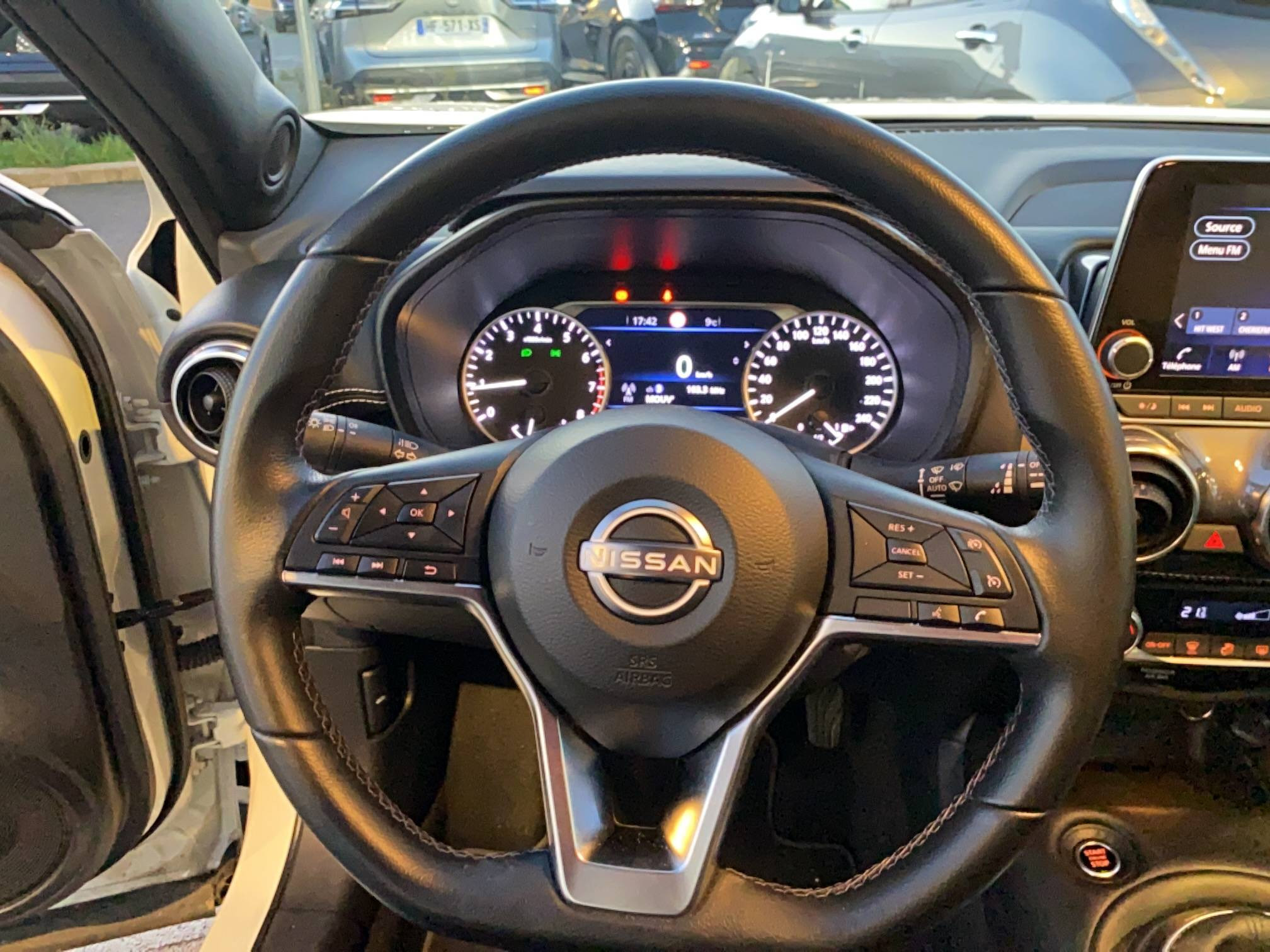 Vente en ligne Nissan Juke Juke DIG-T 114 au prix de 18 990 €