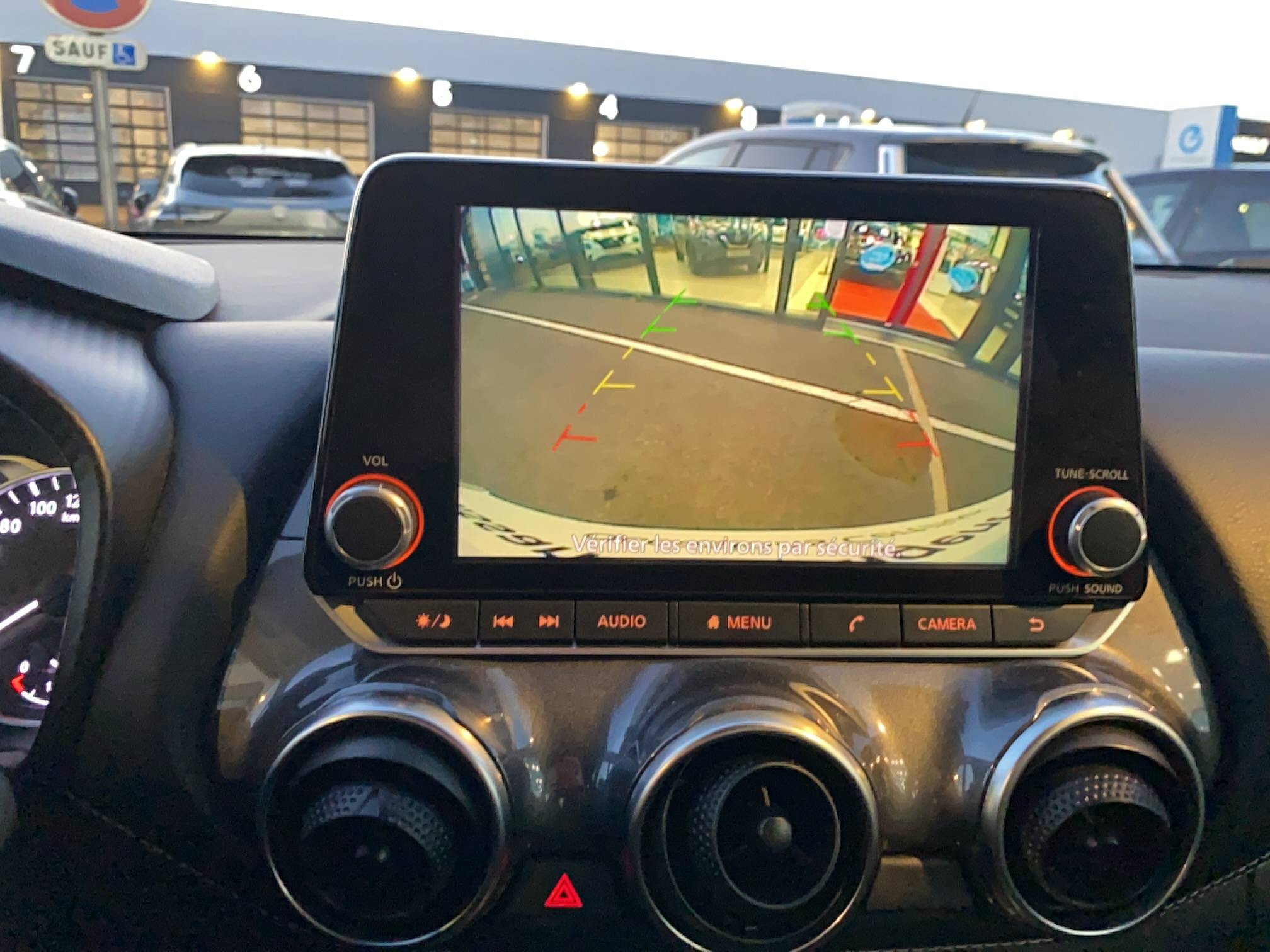 Vente en ligne Nissan Juke Juke DIG-T 114 au prix de 18 990 €