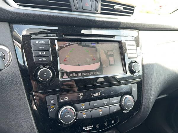 Vente en ligne Nissan Qashqai  1.7 dCi 150 au prix de 17 990 €