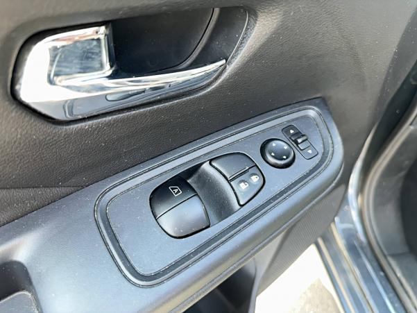 Vente en ligne Nissan Micra Micra IG-T 92 au prix de 14 990 €