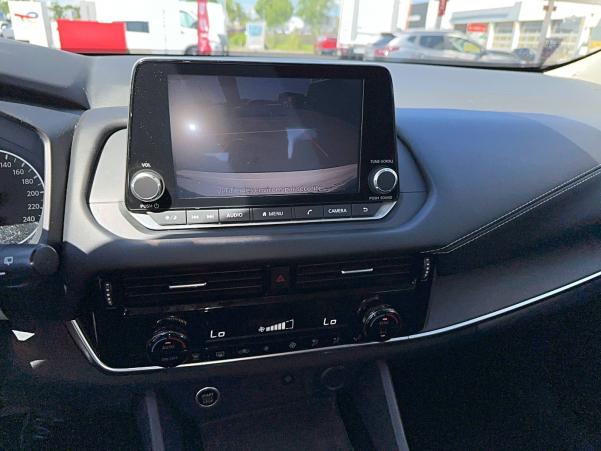 Vente en ligne Nissan Qashqai Qashqai Mild Hybrid 158 ch Xtronic au prix de 19 990 €