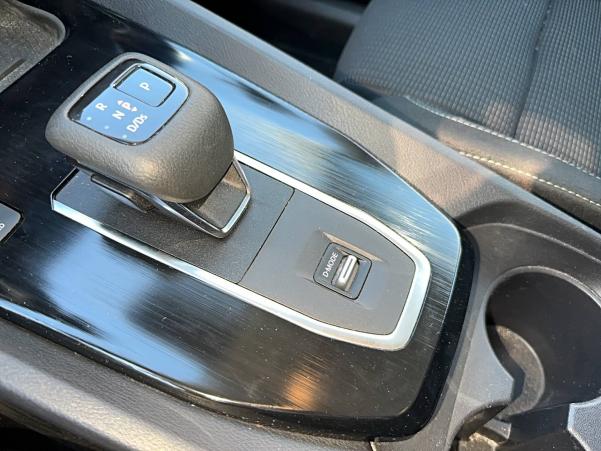 Vente en ligne Nissan Qashqai Qashqai Mild Hybrid 158 ch Xtronic au prix de 19 990 €