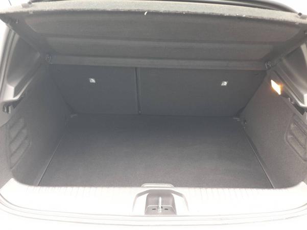 Vente en ligne Renault Clio 5 Clio TCe 90 au prix de 14 990 €