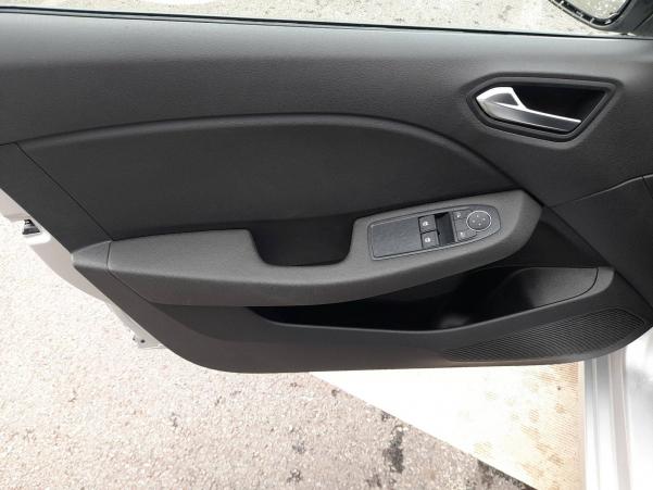 Vente en ligne Renault Clio 5 Clio TCe 90 au prix de 14 990 €