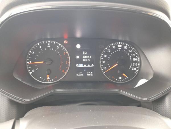 Vente en ligne Renault Clio 5 Clio TCe 90 au prix de 14 990 €
