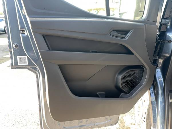 Vente en ligne Renault Master MASTER FGN TRAC 3T5 L2H2 BLUE DCI 150 au prix de 38 000 €