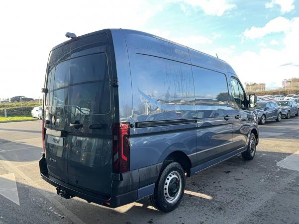 Vente en ligne Renault Master MASTER FGN TRAC 3T5 L2H2 BLUE DCI 150 au prix de 38 000 €