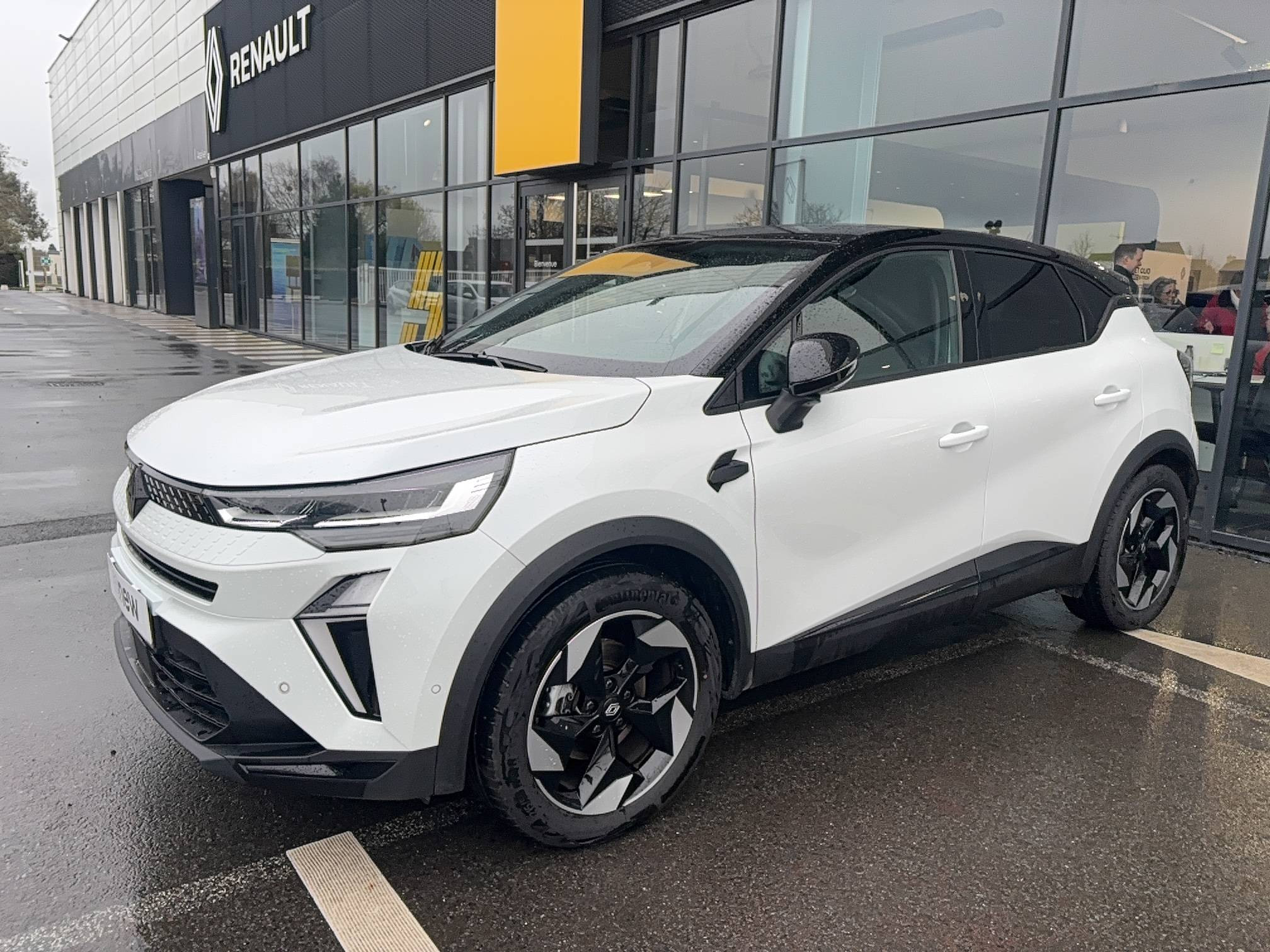 Renault Captur  E-Tech full hybrid 145 ch occasion de 2025 en vente à Lamballe