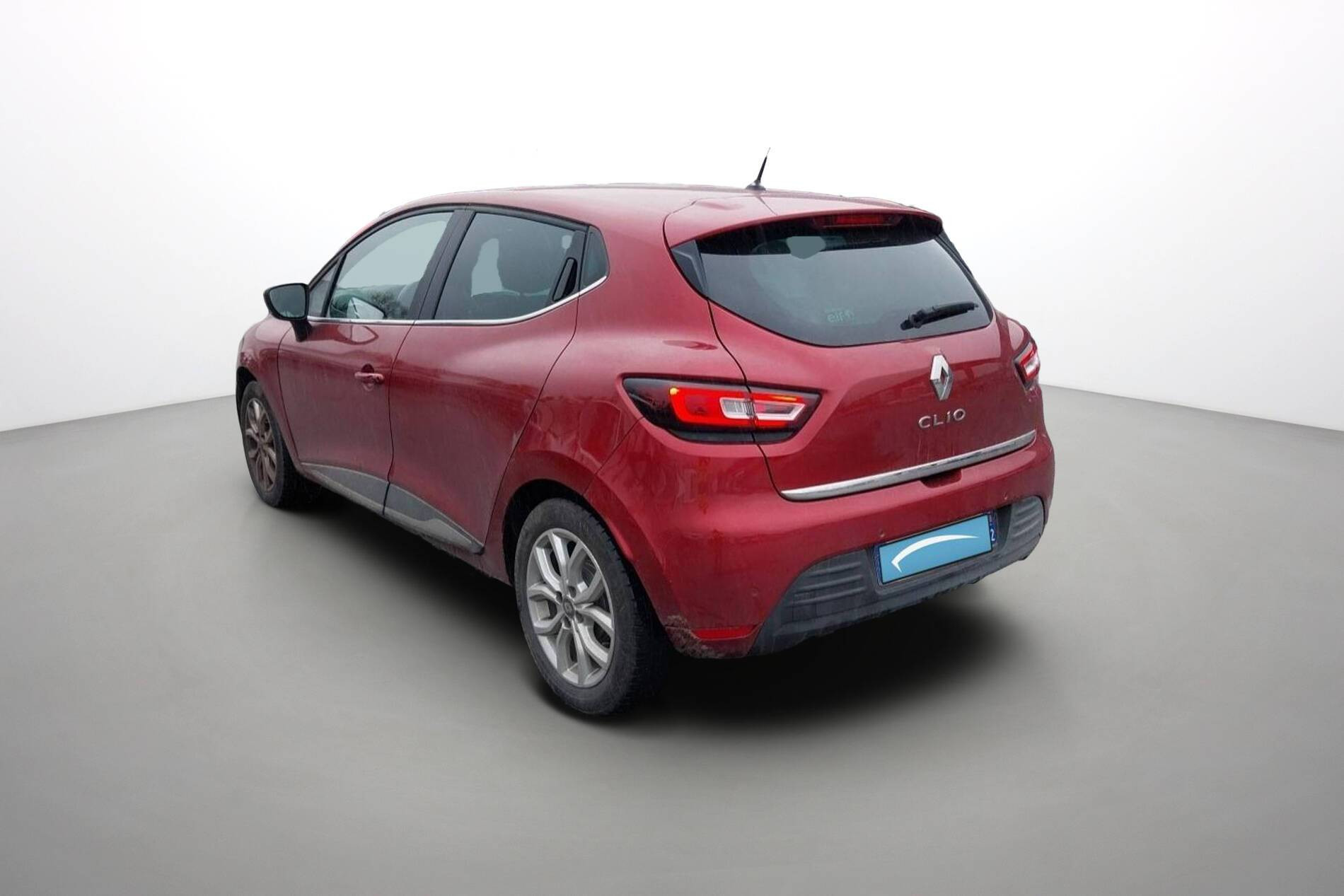 Vente en ligne Renault Clio 4 Clio TCe 90 au prix de 11 990 €