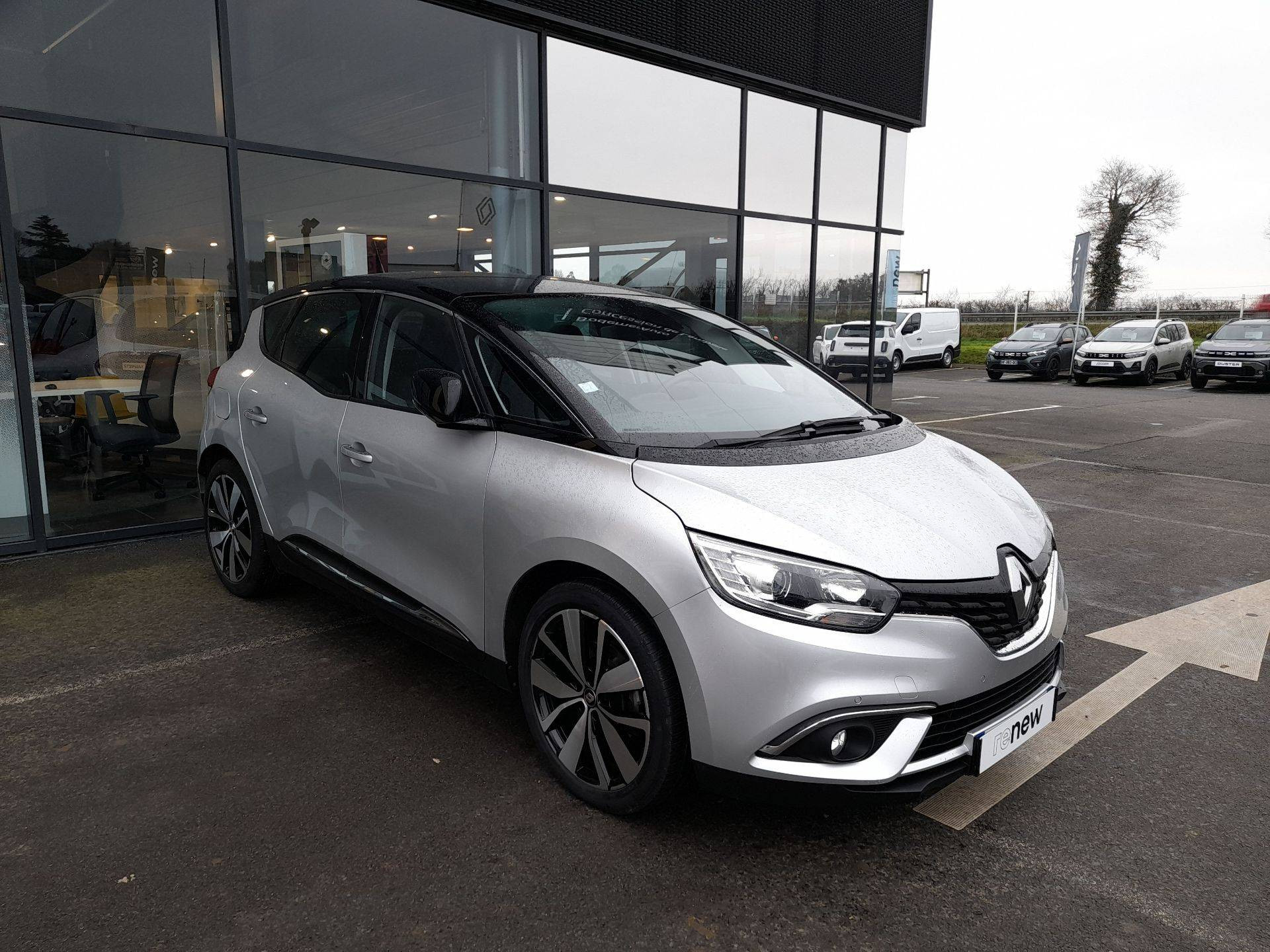 Vente en ligne Renault Scenic 4 Scenic TCe 140 Energy EDC au prix de 16 490 €