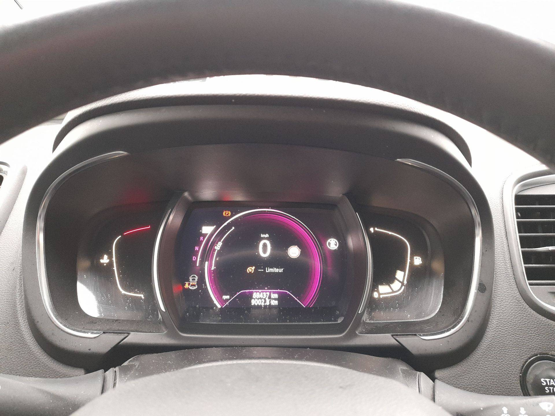 Vente en ligne Renault Scenic 4 Scenic TCe 140 Energy EDC au prix de 16 490 €