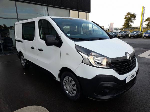 Vente en ligne Renault Trafic Cabine Approfondie TRAFIC CA L1H1 1000 KG DCI 145 ENERGY E6 au prix de 23 990 €