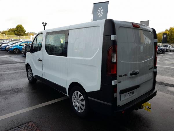 Vente en ligne Renault Trafic Cabine Approfondie TRAFIC CA L1H1 1000 KG DCI 145 ENERGY E6 au prix de 23 990 €