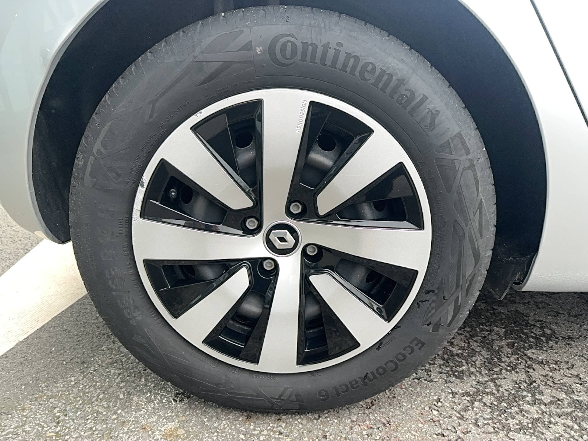 Vente en ligne Renault Clio 5 Clio TCe 90 au prix de 14 990 €