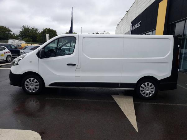 Vente en ligne Renault Trafic 3 Fourgon TRAFIC FGN L2H1 1300 KG DCI 120 au prix de 19 500 €