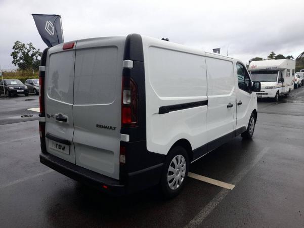 Vente en ligne Renault Trafic 3 Fourgon TRAFIC FGN L2H1 1300 KG DCI 120 au prix de 19 500 €