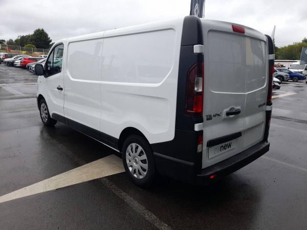 Vente en ligne Renault Trafic 3 Fourgon TRAFIC FGN L2H1 1300 KG DCI 120 au prix de 19 500 €