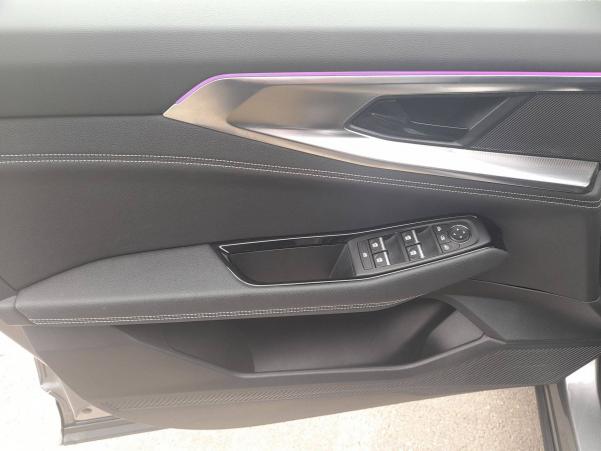 Vente en ligne Renault Austral  E-Tech hybrid 200 au prix de 35 490 €