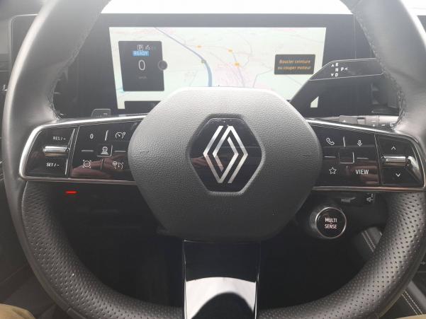 Vente en ligne Renault Austral  E-Tech hybrid 200 au prix de 35 490 €
