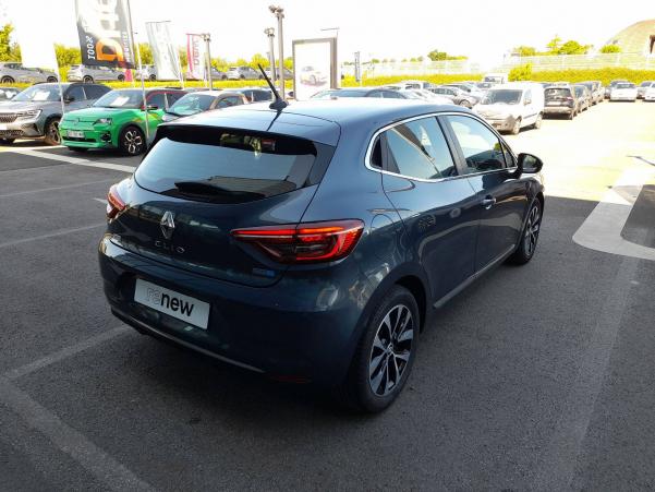 Vente en ligne Renault Clio 5 Clio E-Tech 140 - 21N au prix de 17 990 €