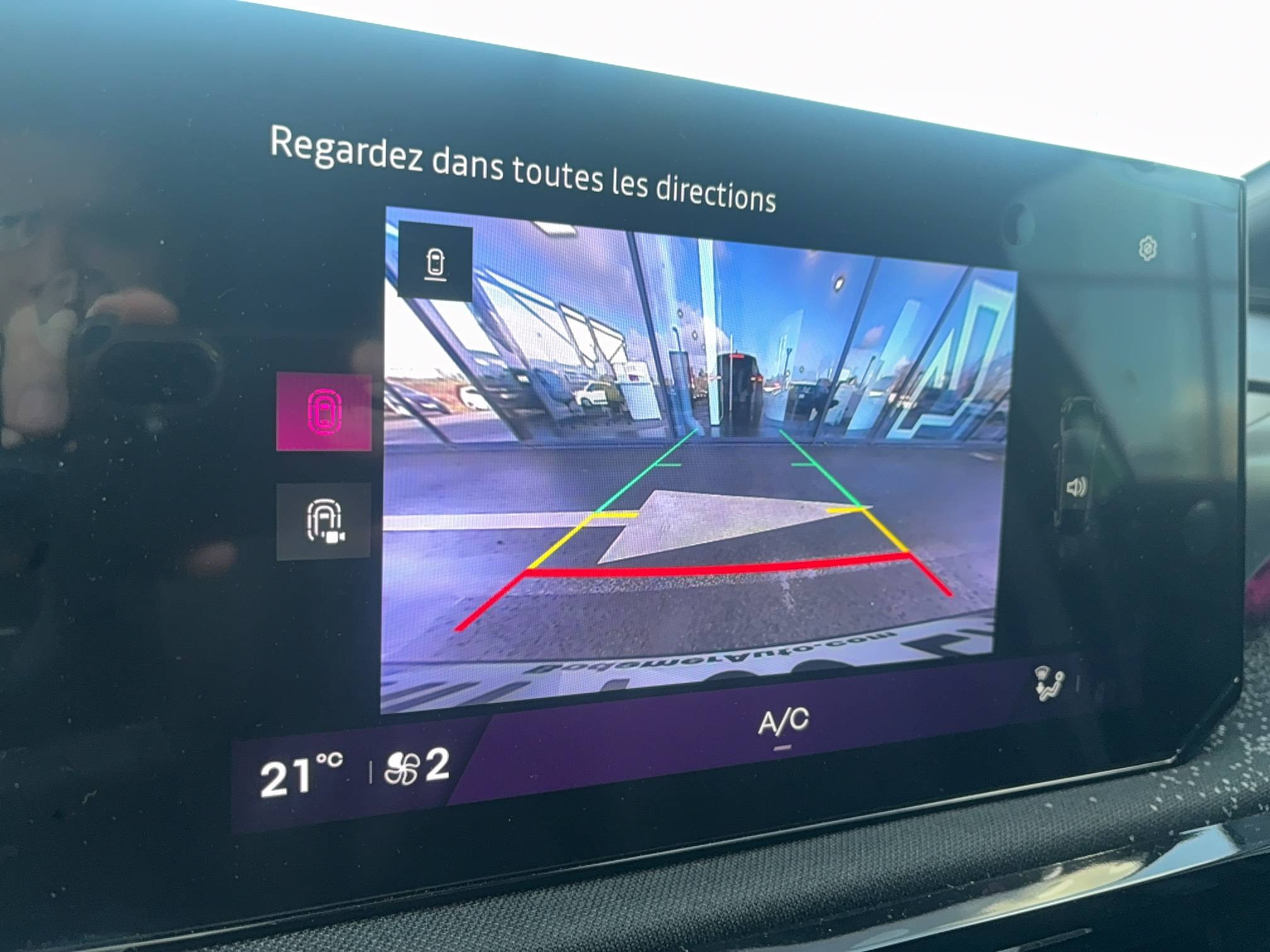 Vente en ligne Renault Clio 6 Clio E-Tech full hybrid 160 ch au prix de 25 990 €