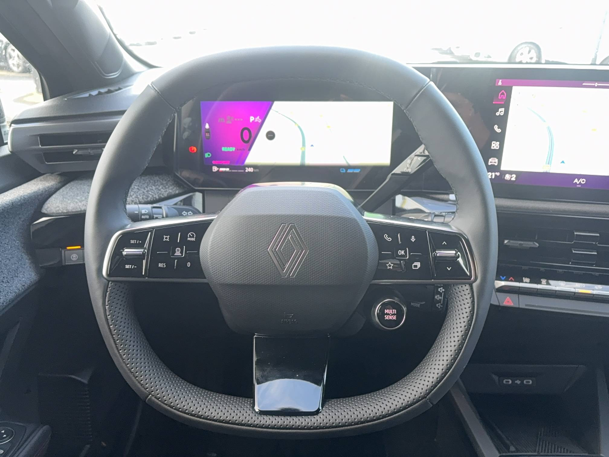 Vente en ligne Renault Clio 6 Clio E-Tech full hybrid 160 ch au prix de 25 990 €