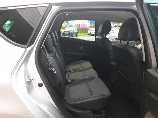 Vente en ligne Renault Scenic 4 Scenic TCe 140 EDC au prix de 23 490 €