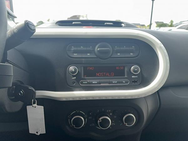 Vente en ligne Renault Twingo 3  SCe 65 - 21 au prix de 10 990 €