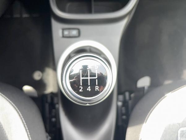 Vente en ligne Renault Twingo 3  SCe 65 - 21 au prix de 10 990 €