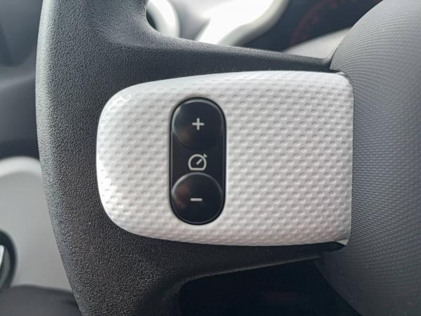 Vente en ligne Renault Twingo 3  SCe 65 - 21 au prix de 10 990 €